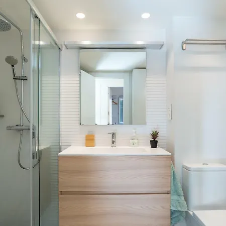 Apartment Gran Apartamento En El Centro Historico Con Parking Gratuito 4 Por Keywise